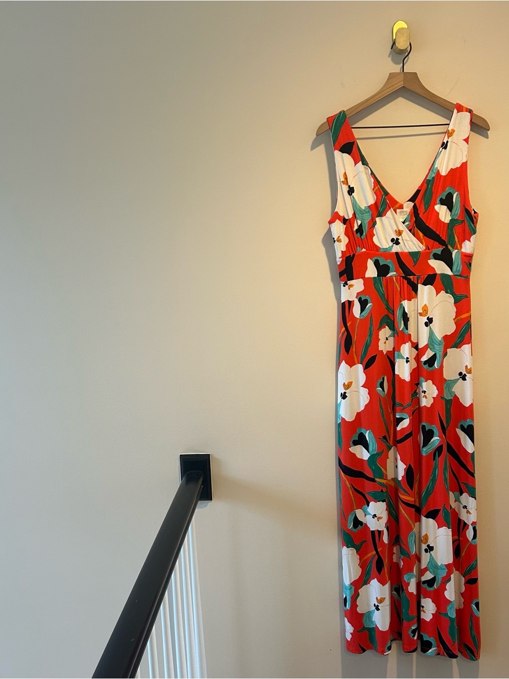 Sigrid Olsen Dress Maxi Red Floral V-Neck White Flowers Sleeveless